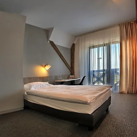 Hotel Górecznik 3*